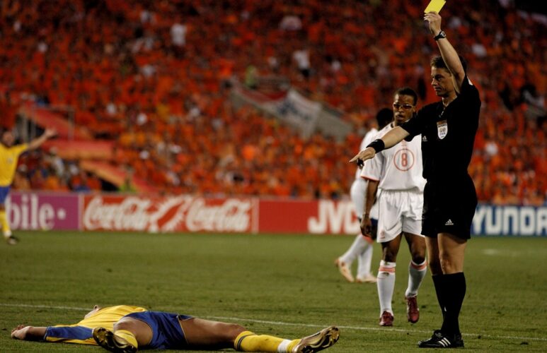 Sweden v netherlands uefa euro 2004 quarter final