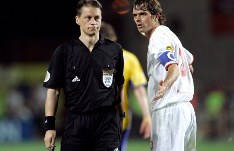 Sweden v netherlands uefa euro 2004 quarter final