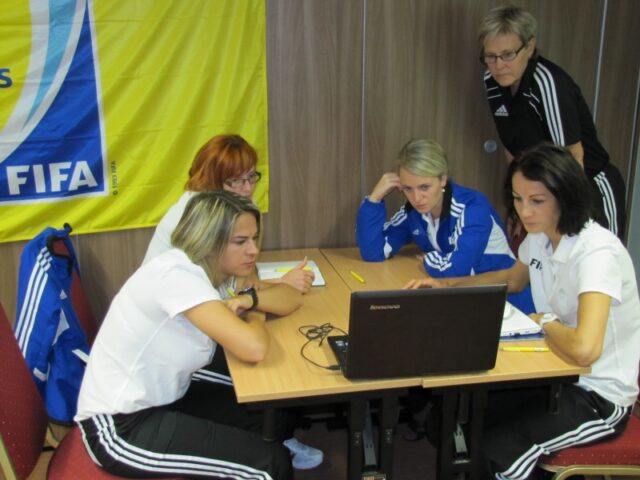 Kurz rozhodkyn sfz pod fifa 13