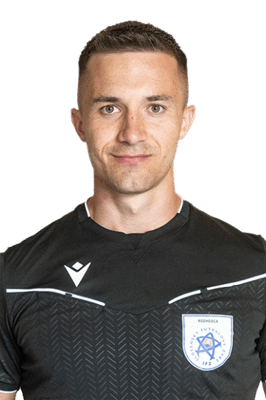 Slovenský futbalový rozhodca Lukáš Dzivjak