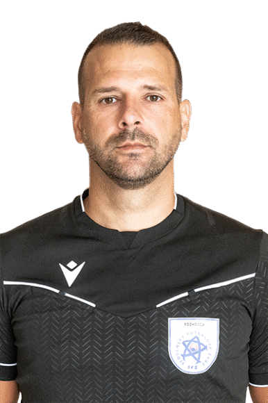 Slovenský futbalový rozhodca Pavel Jánošík
