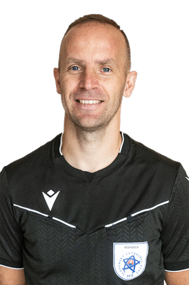 Slovenský futbalový rozhodca Matej Zemko